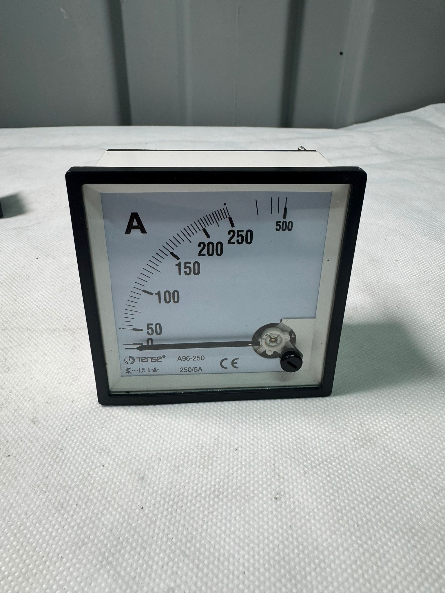 Panelmeter CP-96 250/5A