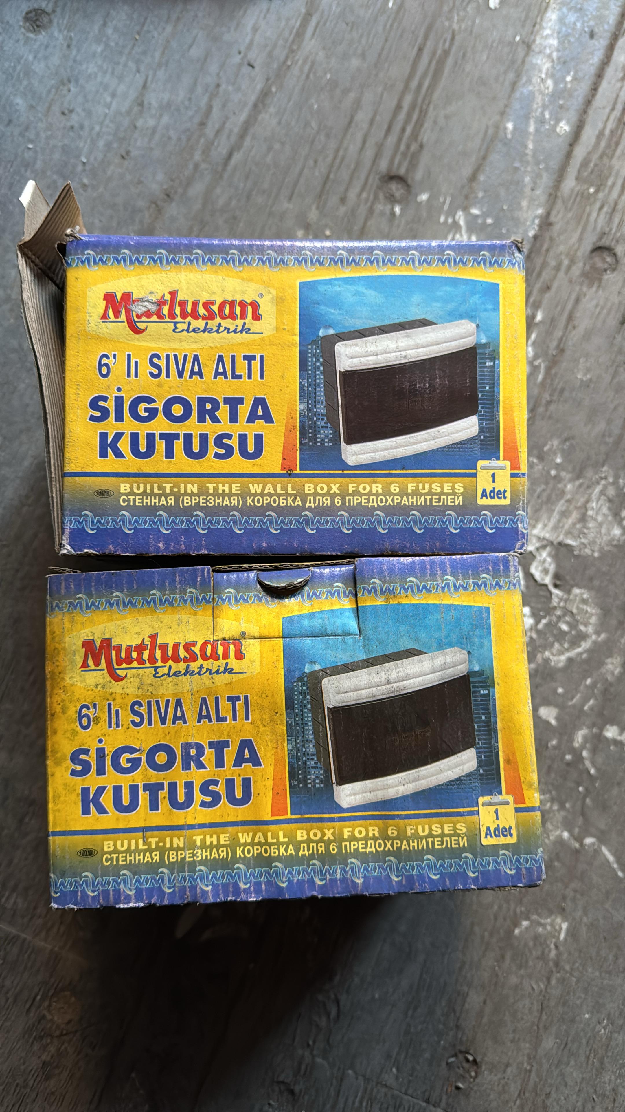 6'lı Sıva Altı Sigorta Kutusu