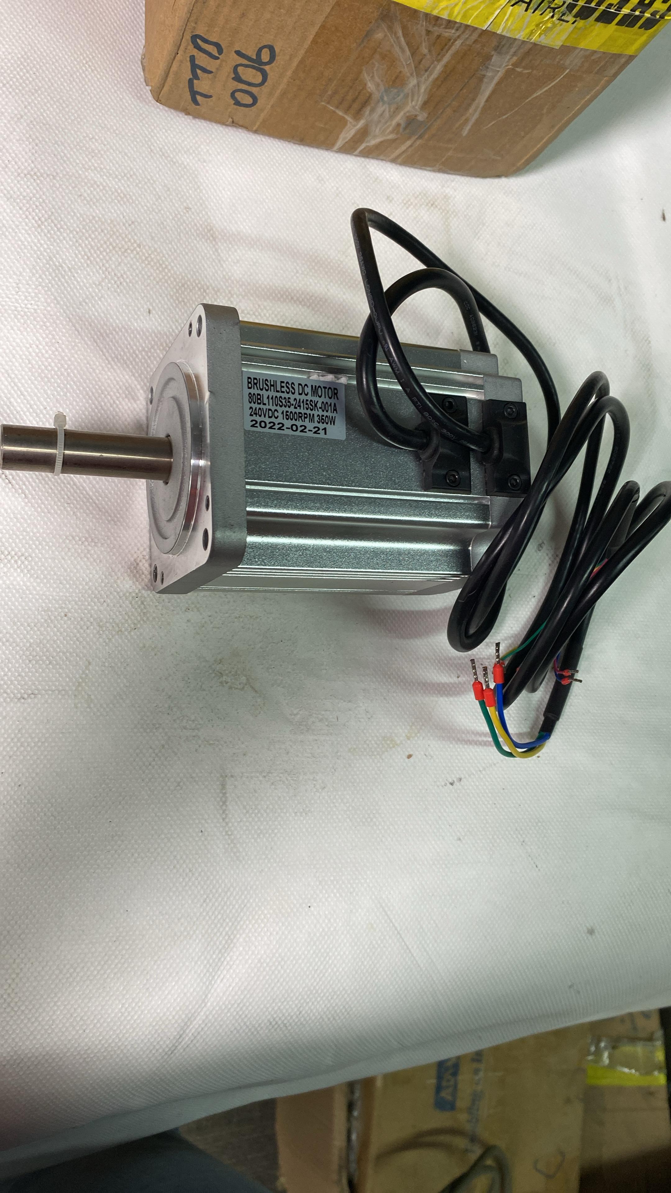 310V 3000RPM 2.38Nm 750W 3.2A Square 80x80x130mm Brushless DC Motor