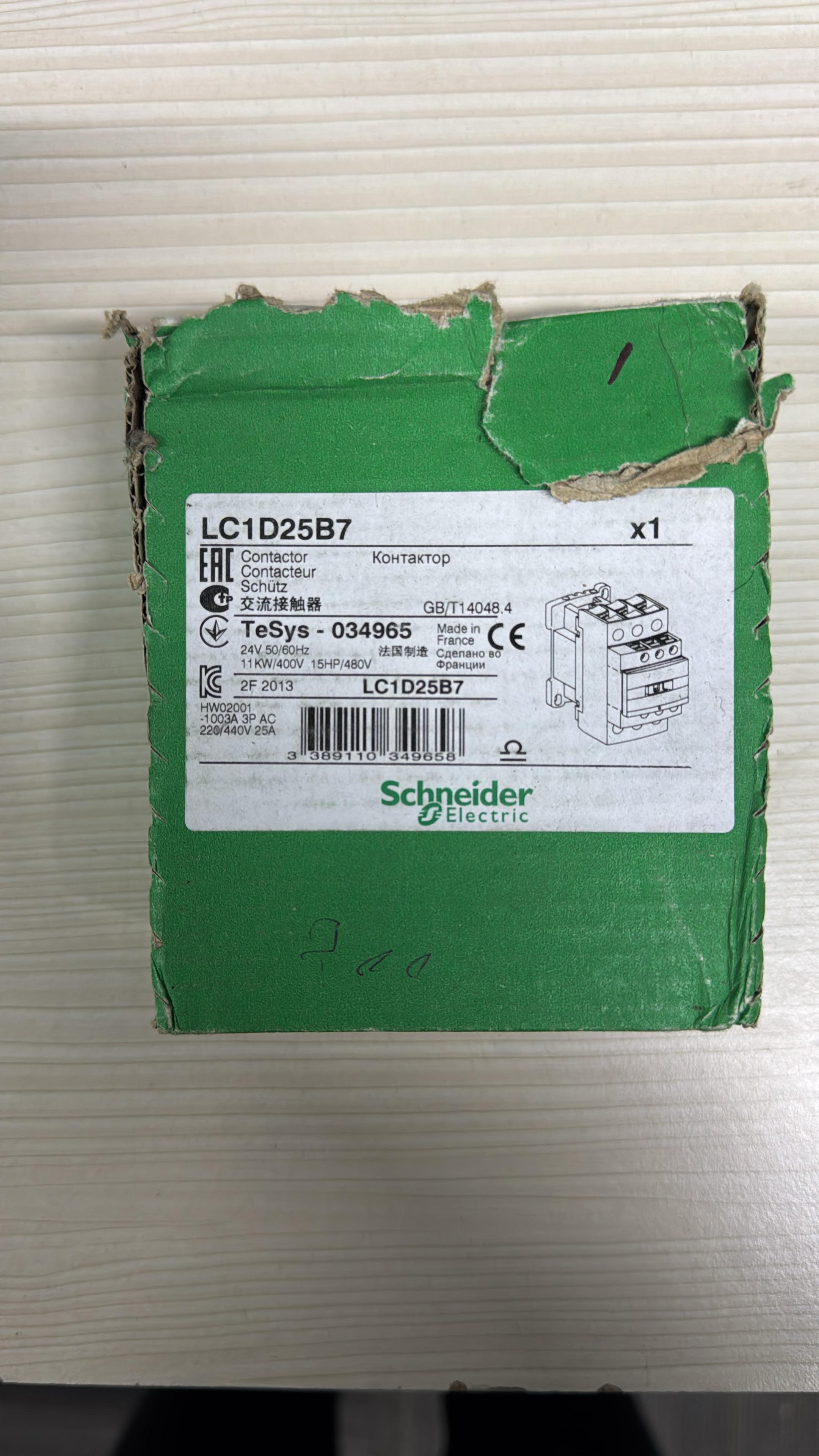 Schneider TeSys D Kontaktör - 3P (3 NA) - AC-3 LC1D25B7