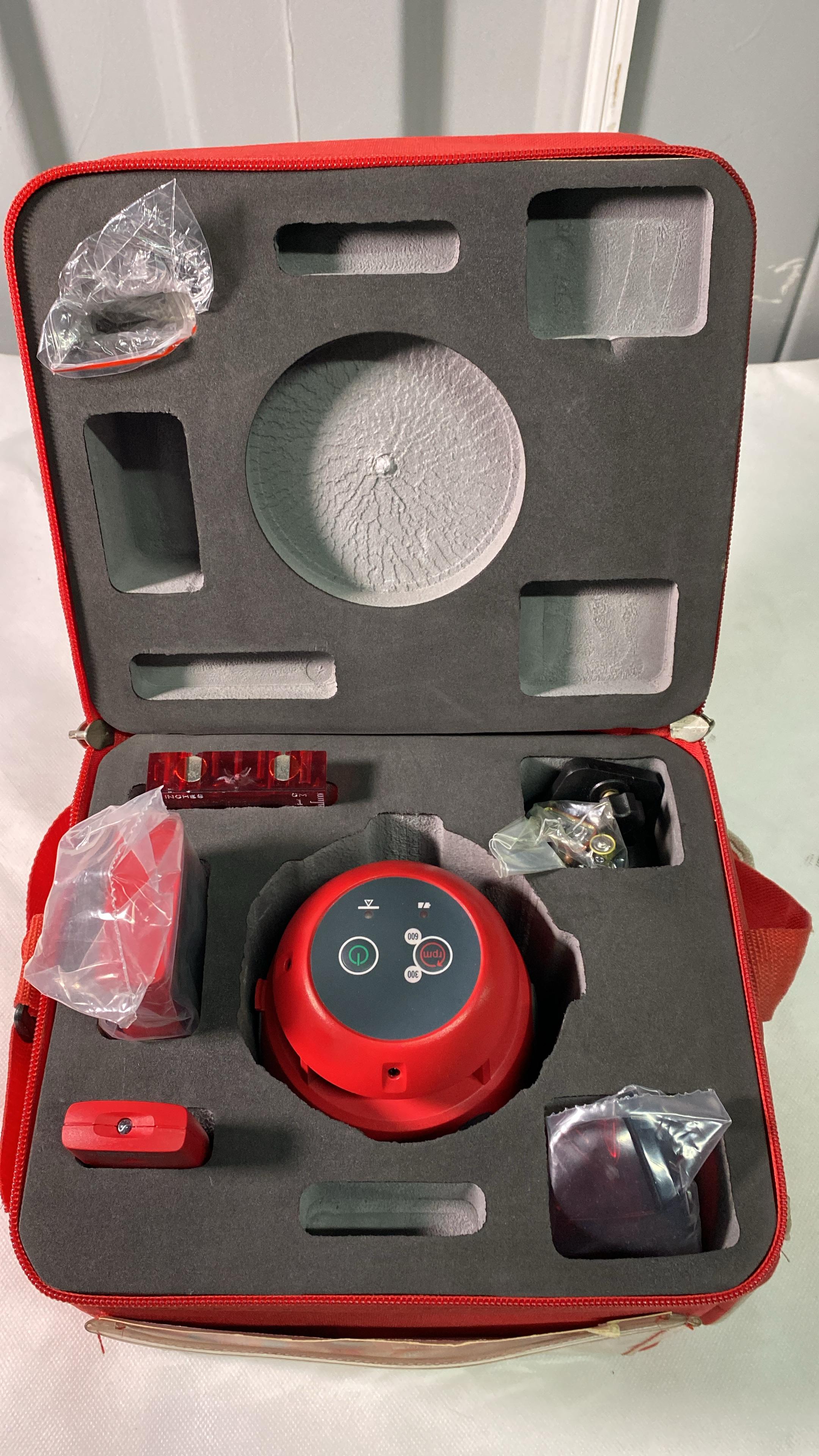SOLA Orbit Rotasyon Lazeri Yüksek Hassasiyetli İnşaat Lazer Teknolojisi (r= 30/150 m)