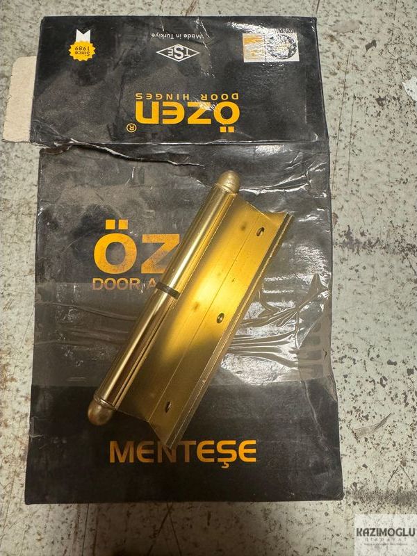 Özen Kapı Menteşesi 10 cm Cumbalı Sarı Sağ